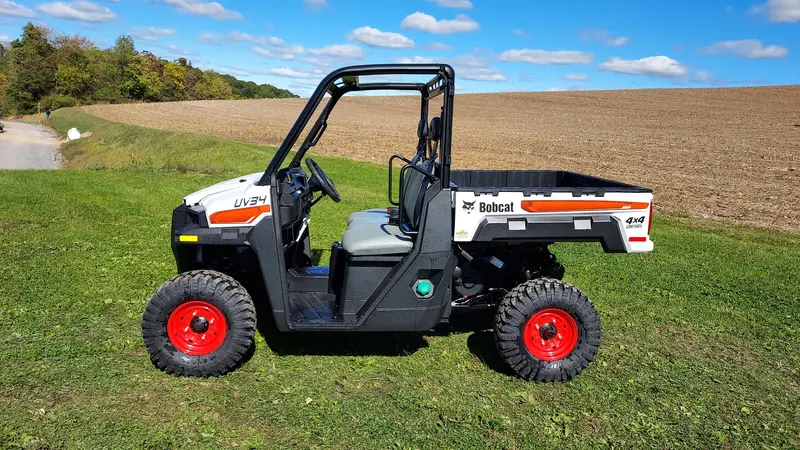 Bobcat Uv34 Diesel Utility Vehicle (Model Not Specified) 1