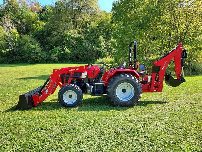 Mahindra 5145 Sht Compact Utility Tractor – 51454Fsil65B50M Model 1