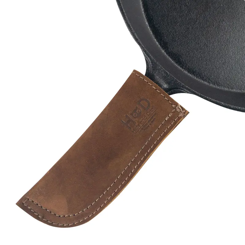 Oven-Safe Cast Iron Pan Handle Shield 1
