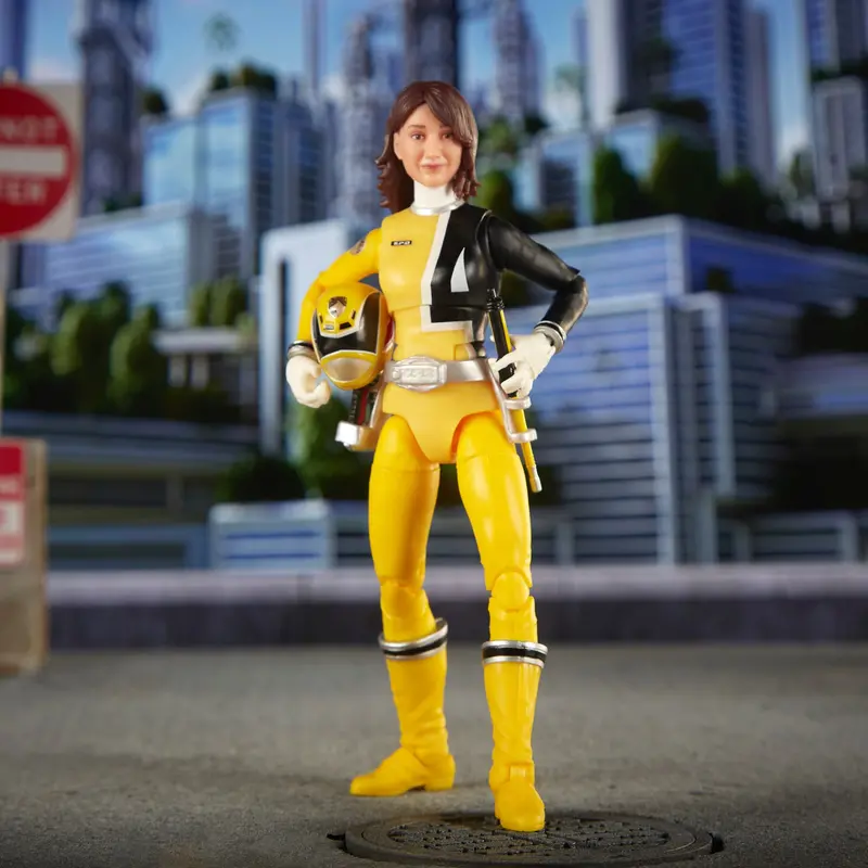 Power Rangers Lightning Collection S.P.D. Yellow Ranger Toy 1
