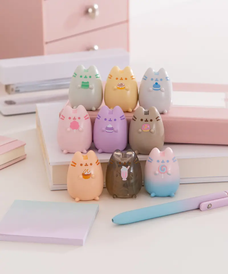 Pusheen Mini Surprise Collectible Figurine 1