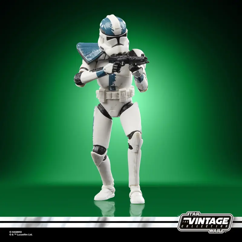 Star Wars Vintage Collection Clone Captain Howzer Figure 1