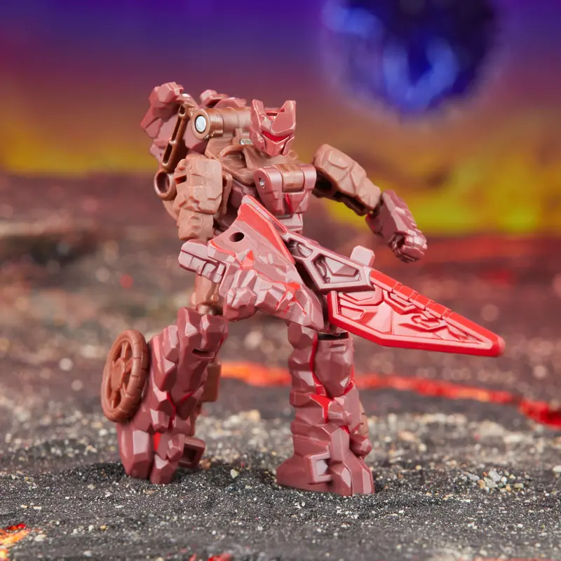 Transformers Legacy United Core Class Infernac (Energon Universe) 1