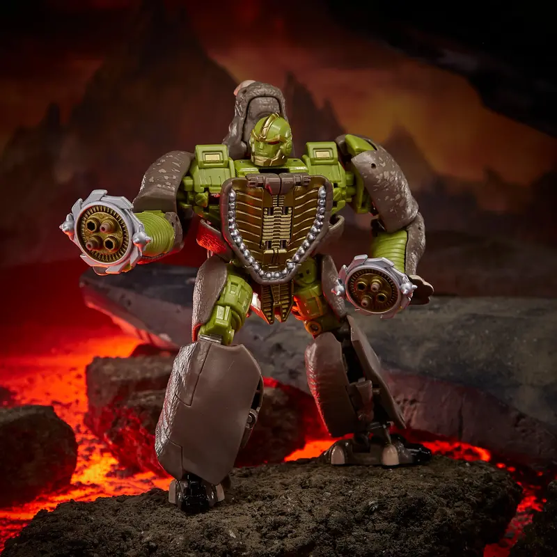 Transformers War For Cybertron: Kingdom Voyager Class – Rhinox 1